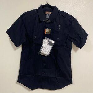 5.11 Tactical Shirt Men’s Size Medium Midnight Navy Button up Work shirt NWT